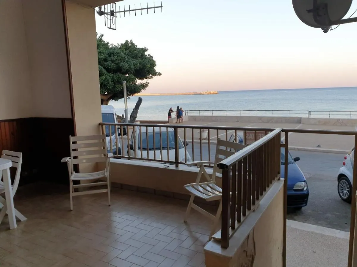Veranda Sul Mare - Casa Vacanze Fronte Mare Villa Sciacca 0*,  Italy